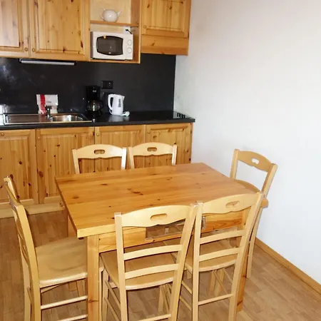 Cosy Near Slope Daire