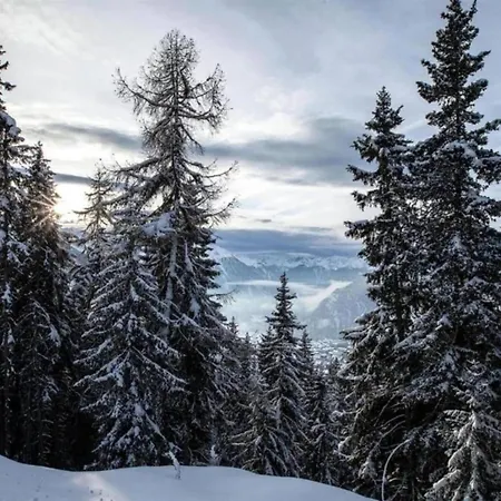 Cosy Near Slope